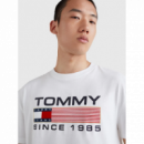 Camiseta TOMMY JEANS Twisted Logo Blanca