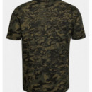 Camiseta de Estampado Camuflaje de UNDER ARMOUR