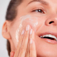Dynamic Resurfacing Facial Wash  ELEMIS