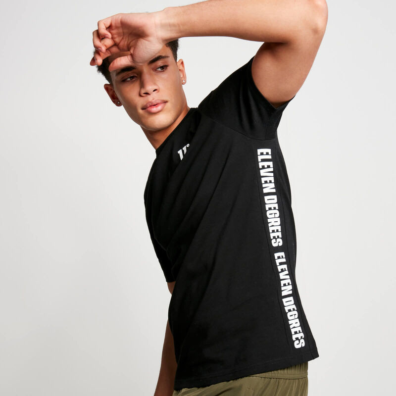 Camiseta 11 DEGREES Text Panel T-shirt Negro - Guanxe Atlantic