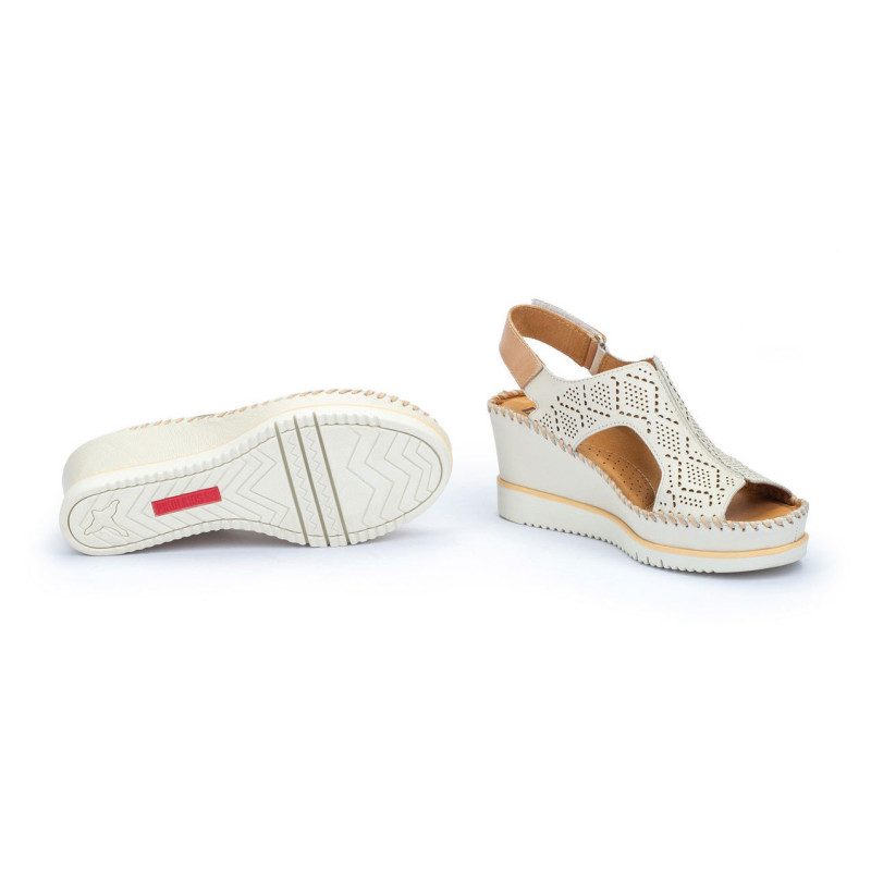 Sandalias blancas online pikolinos