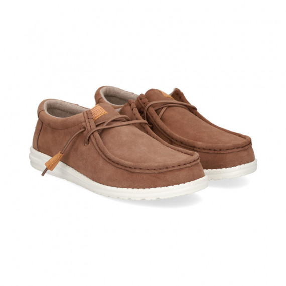 Deportivo Wallabee ante Marron  HEY DUDE