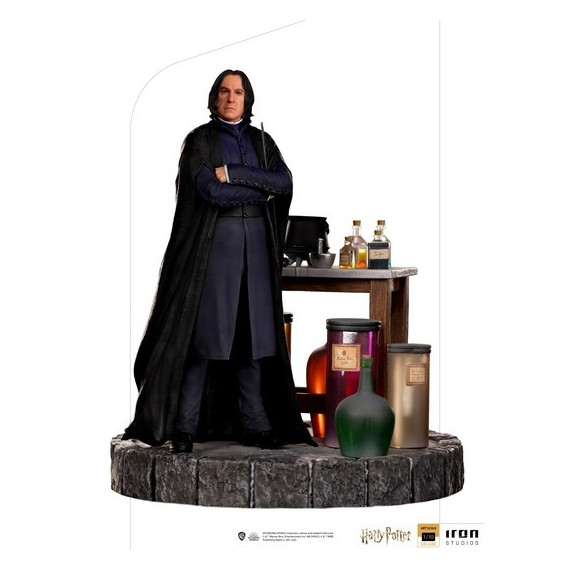 Figura Severus Snape en Sala de Pocimas Harry Potter  IRON STUDIOS