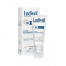 Ladival Serum Regenerador Anti-envejecimiento Co  STADA