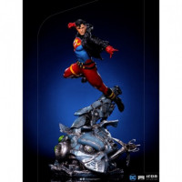 Figura Super Boy Dc  IRON STUDIOS