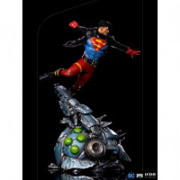 Figura Super Boy Dc  IRON STUDIOS