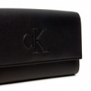 Cartera Sculpted Long Fold Strap Deboss  CALVIN KLEIN