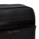 Bandolera Reporter  CALVIN KLEIN