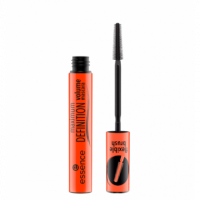 ESSENCE Mascara Maxima Definicion