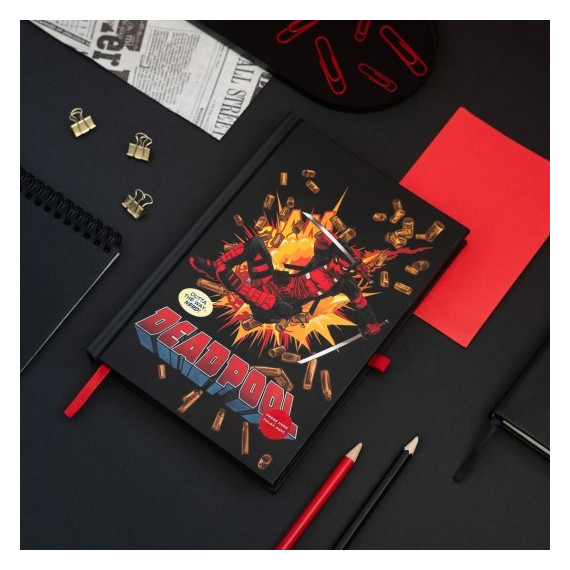 Cuaderno Deadpool Premium A5 con Luz Marvel  GRUPO ERIK