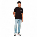 Camiseta Tommy Reg Outdoors Take a Hike Negro  TOMMY JEANS