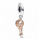 PANDORA Charm Llave y Corazón Deslizante en Dos Tonos ​ 782510C00