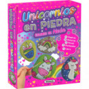 UNICORNIOS EN PIEDRA