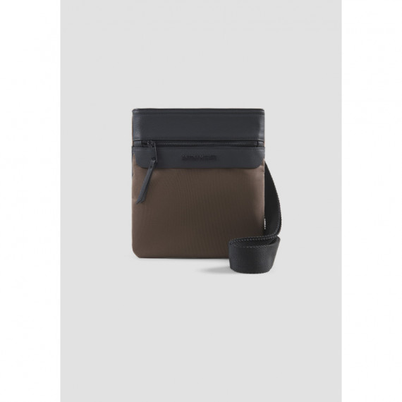 Bolso Bandolera con Cremallera de Nailon y Ecopiel Efecto Martillado de ANTONY MORATO