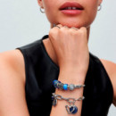 Anillo Corazón Chakra Negro de PANDORA Me 193088C01