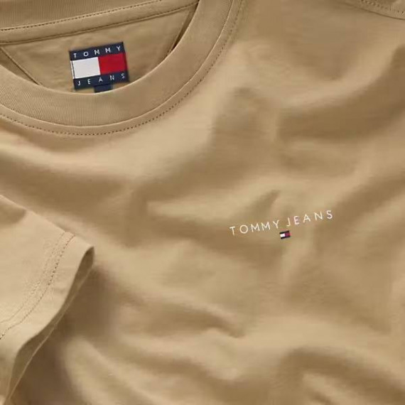 Tjm Slim Linear Chest Ss Tee Ext Relic T  TOMMY JEANS