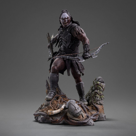 Estatua Lurtz Uruk-hai el Señor de los Anillos 23CM  IRON STUDIOS