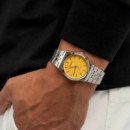 CASIO MTP-B145D-9A Reloj Analógico para Hombre - Esfera Amarilla, Diseño Retro Moderno, Acero Inoxidable y Wr 50M