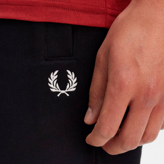 Short Clásicos en Tejido de Sudadera  FRED PERRY