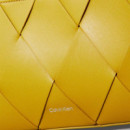 Bolso Woven Elongated Shoulder  CALVIN KLEIN JEANS