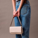 Bandolera Sculpted Flap Shoulder Pouch  CALVIN KLEIN JEANS
