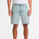 Pantalón Corto Modelo Cargo G10  GUESS