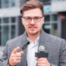 Microfono Inalámbrico MKF08B de Solapa con Lightning Negro XO