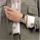 CASIO LTP-V005L-7B Reloj Analógico de Mujer - Esfera Plateada Minimalista - Correa de Cuero Negra y Resistente Al Agua