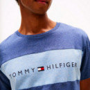 Camiseta Th Original con Diseño Color Block  TOMMY HILFIGER