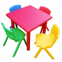 Mesa Infantil Cuadrada Talla 2 Amarilla  EQUIP. INFANTILES