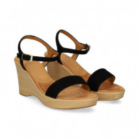 Carmelita Cuna ante Negro  UNISA