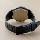 CASIO AW-49H-1B Reloj Combinado Hombre Negro con Manecillas Doradas Wr 50M Clásico Deportivo