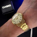 CASIO MTP-V001G-9B Reloj Clásico Dorado para Hombre con Esfera Beige y Correa Metálica