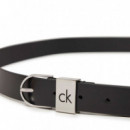 Cinturón Loop con Logo en la Hebilla  CALVIN KLEIN