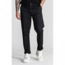Pantalón Gk Vip Chino Negro  GIANNIKAVANAGH