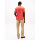 Camiseta de Corte Slim con Parche de Tommy Jeans  TOMMY HILFIGER