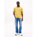 Camiseta con Parche Tonal de Tommy Jeans  TOMMY HILFIGER