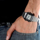 CASIO A178WA-1A Reloj Digital Retro Unisex – Acero Inoxidable Plateado, Batería 10 Años, Wr, Luz Led