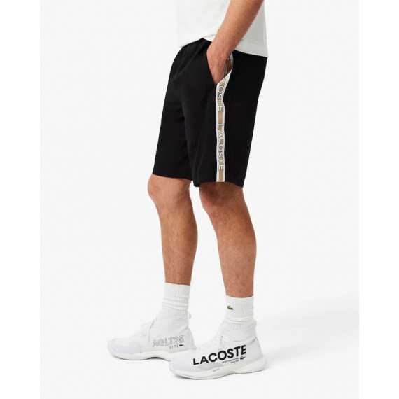 Pantalón Corto de Rayas con Logotipo Deportivo de LACOSTE