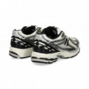 Motivos Negro+plata Malla Blanco  NEW BALANCE