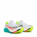 Zapatillas Endorphin Pro 4  SAUCONY