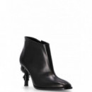 KARL LAGERFELD - Karl Nft Heel Zip Short Boot - 000 - KL39135/000