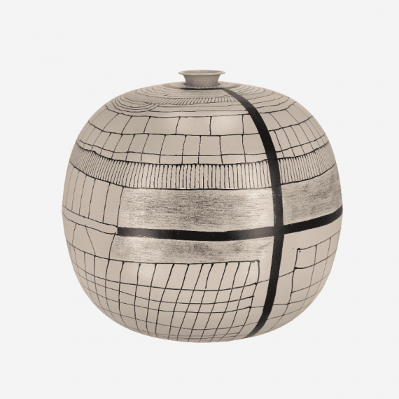 Jarrón Macetero Decorativo Budri- Metal Artesanal- 39 X 36 Cm- Color Beige- Decoración Interior- Terrazza®  TERRAZZA COLLECTION