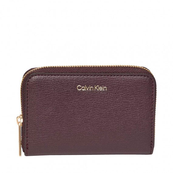 Cartera Cuadrada con Cremallera y Logo en Lámina Metálica  CALVIN KLEIN