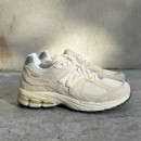 Sneaker 2002 Rcc Beige  NEW BALANCE