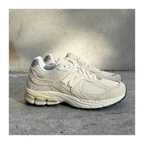Sneaker 2002 Rcc Beige  NEW BALANCE