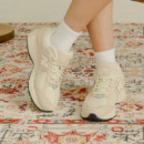 Sneaker 2002 Rcc Beige  NEW BALANCE