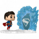 FUNKO Pop Superman y Fortaleza de la Soledad Dc Comic 582