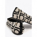 Bailarina en Punta Redondeada y Detalle  LOLA CASADEMUNT