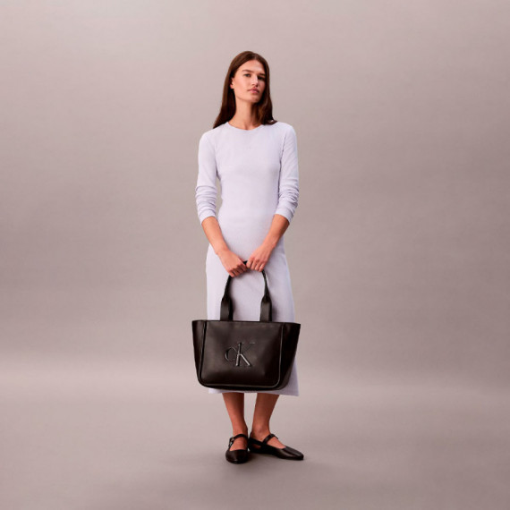 Bolso Tote con Monograma Grabado  CALVIN KLEIN